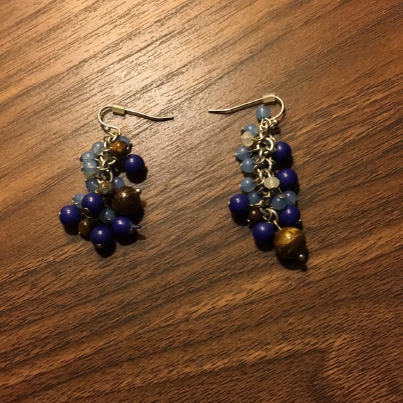 FREE EARRINGS WITH PURCHASE! - Picture 4 of 4